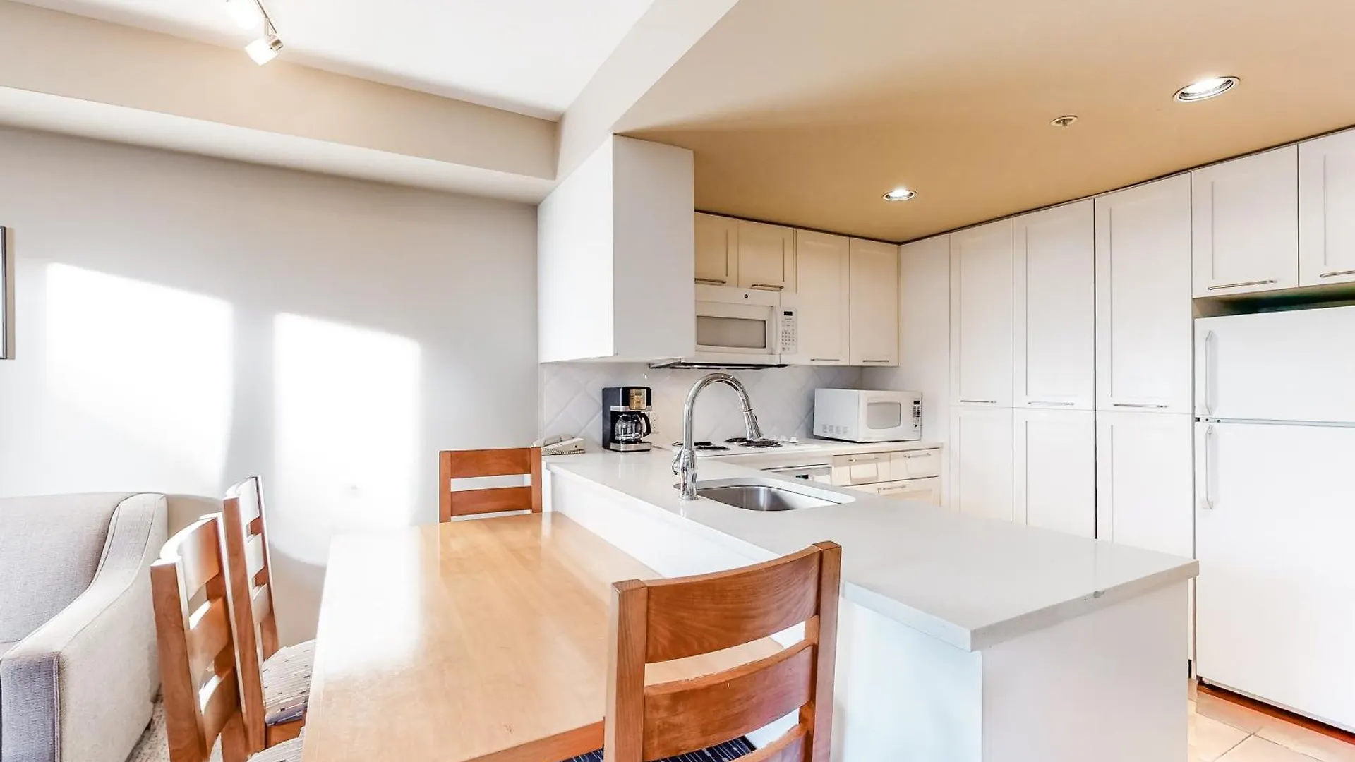Whistler Peak Lodge Apartment