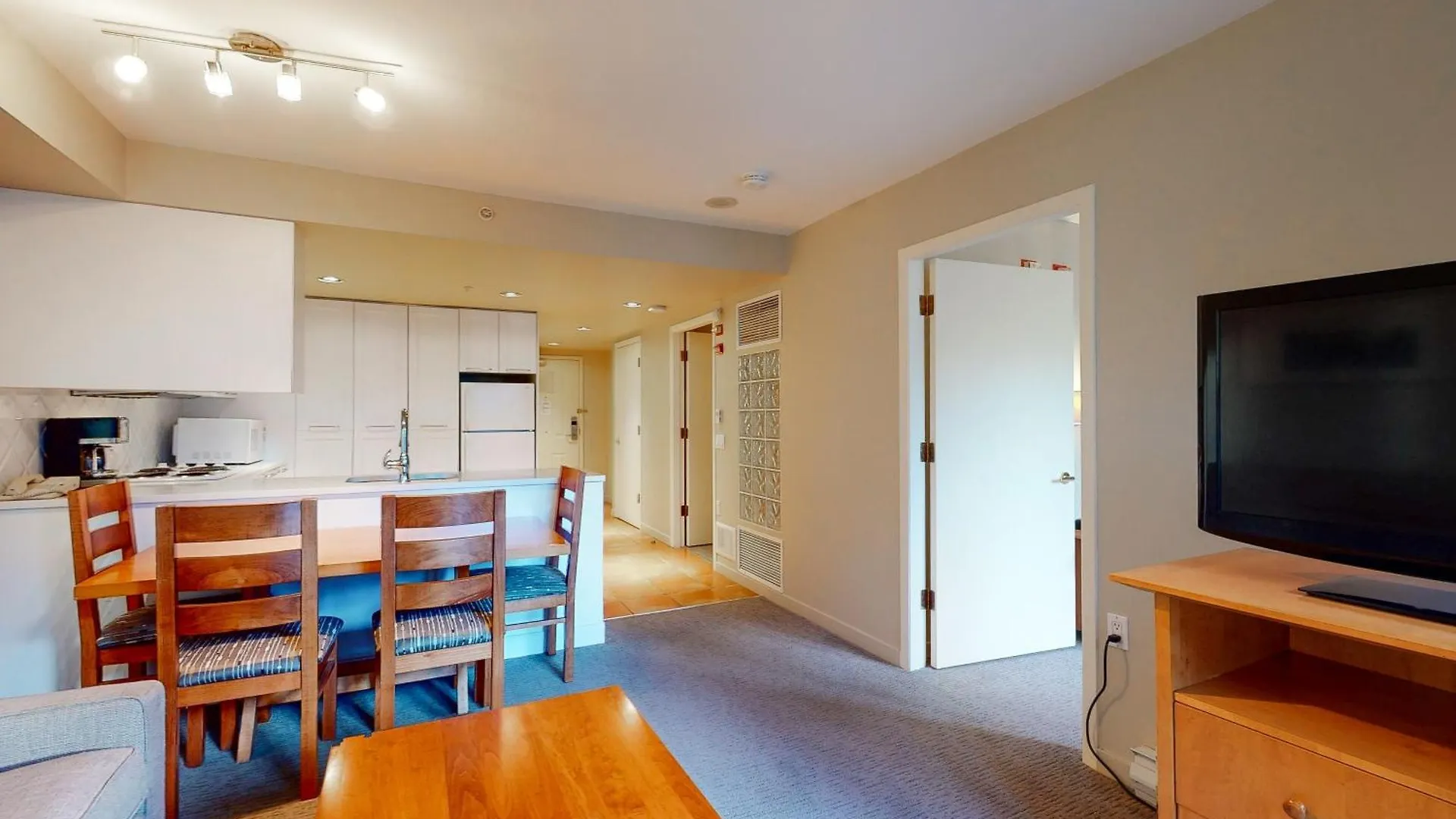 Whistler Peak Lodge Apartment