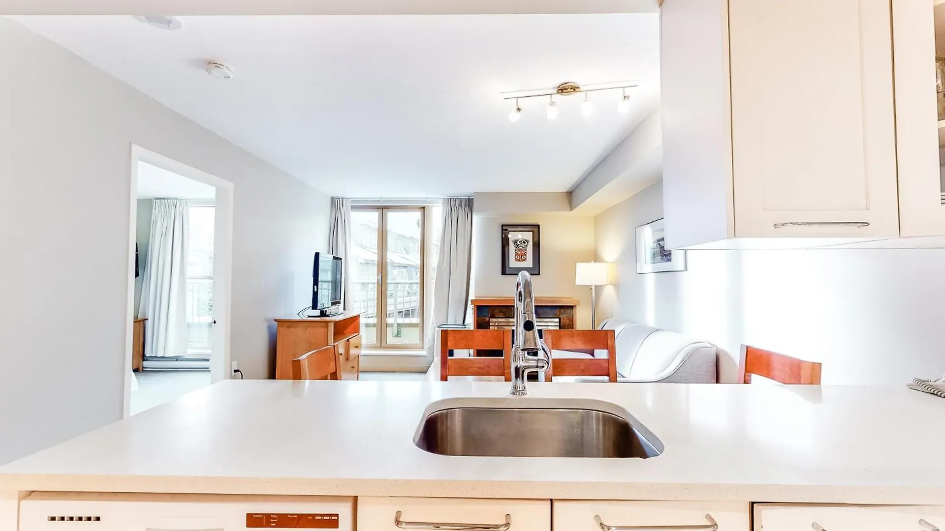 *** Hotel Whistler Peak Lodge Kanada